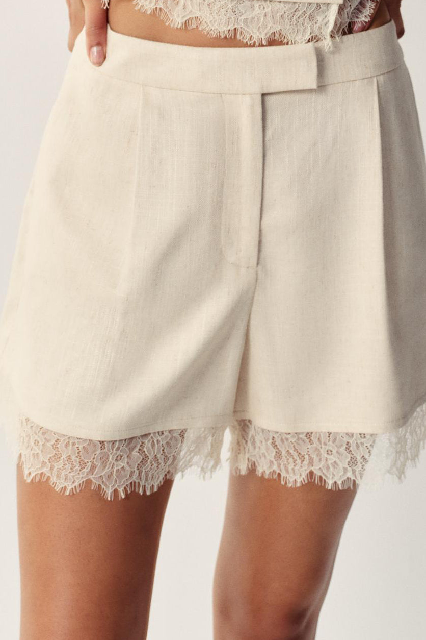 BERMUDA SHORTS WITH LACE TRIM